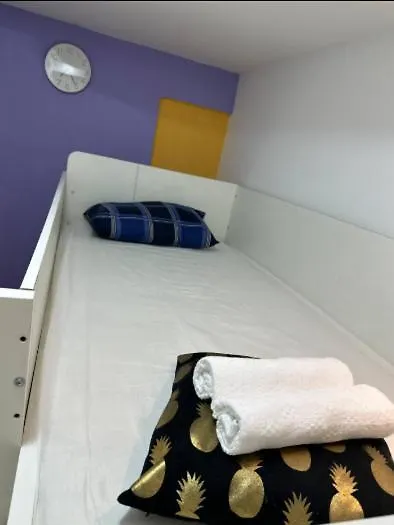 Loft Room In Al Barsha 1 Near Moe Metro Dubái Emiratos Árabes Unidos